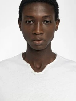 Zadig & Voltaire Henley Monastir T-shirt Judo 5 Zadig & Voltaire Henley Monastir T-shirt Judo -Zadig Et Voltaire JMTN01636 JUDO HOVER 68484ecf66c18