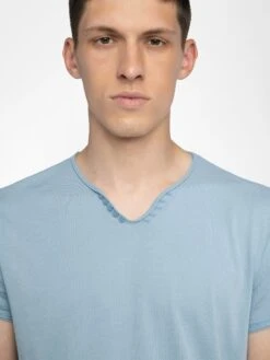 Zadig & Voltaire Henley Monastir T-shirt Cloud 2 Zadig & Voltaire Henley Monastir T-shirt Cloud -Zadig Et Voltaire JMTN01638 CLOUD ADDI 1 6863f35d72edc