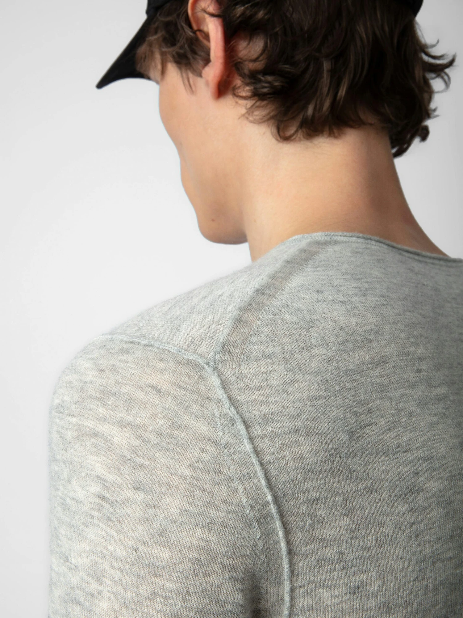 Teiss Cashmere Sweater Light grey Zadig & Voltaire Teiss Cashmere Sweater Light Grey -Zadig Et Voltaire KMSW00010 LIGHT GREY ADDI 1 1 scaled