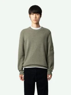 Zadig & Voltaire Kennedy Arrow Cashmere Sweater Kaki 2 Zadig & Voltaire Kennedy Arrow Cashmere Sweater Kaki -Zadig Et Voltaire KMSW00664 KAKI ADDI 1 668d38b6855e6