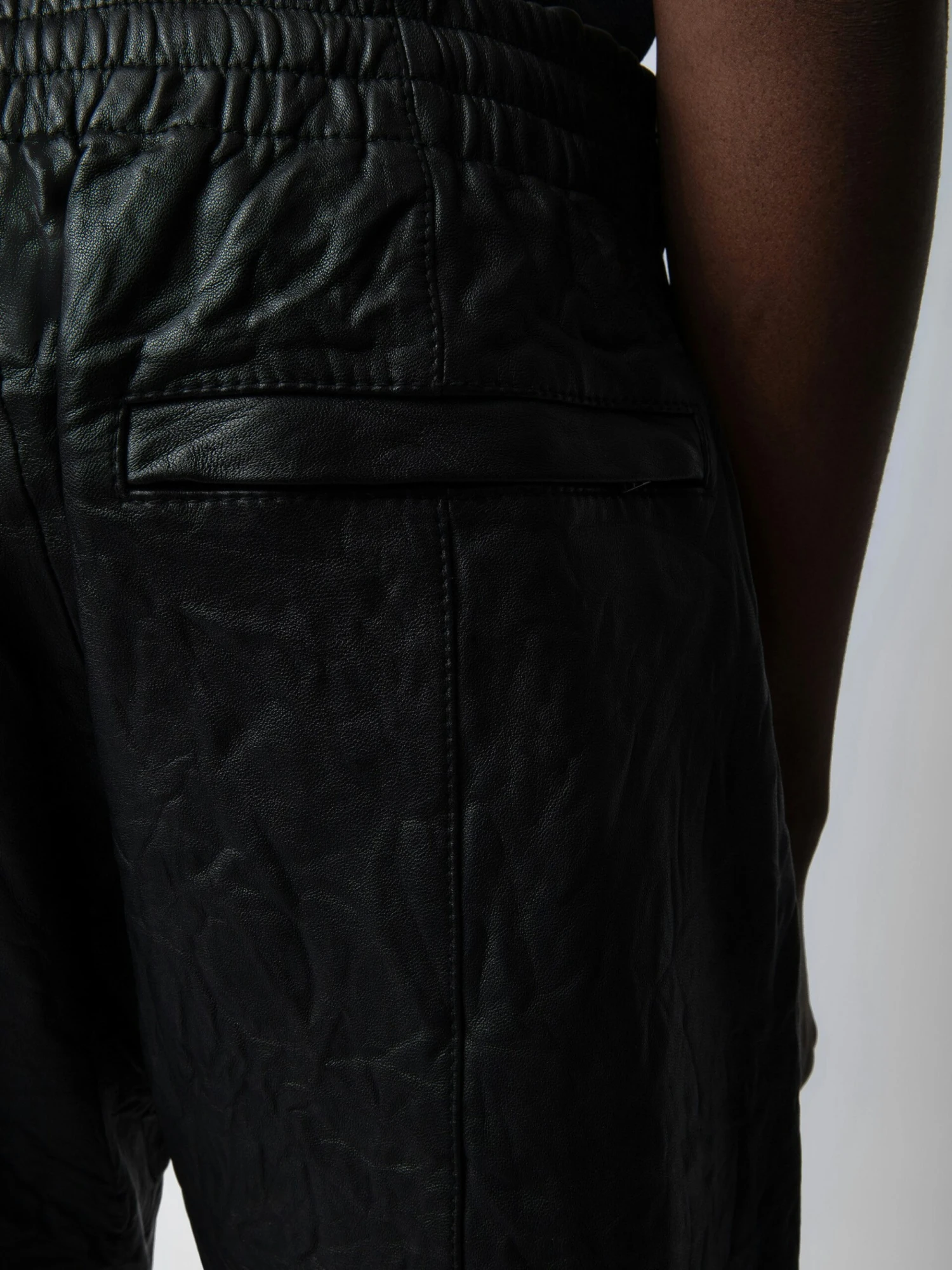 Pacha Crinkled Leather Pants Black Zadig & Voltaire Pacha Crinkled Leather Pants Black -Zadig Et Voltaire RMPA00016 NOIR ADDI 1 scaled