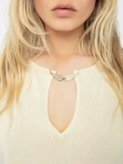 Zadig & Voltaire Sayani White Sleeveless Knit Top With Brooch Judo 5 Zadig & Voltaire Sayani White Sleeveless Knit Top With Brooch Judo -Zadig Et Voltaire kwto01121 judo hover