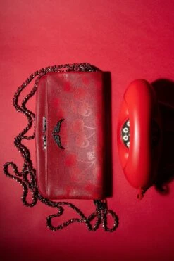 Zadig & Voltaire Rock Clutch Power 7 Zadig & Voltaire Rock Clutch Power -Zadig Et Voltaire z v saint valentin still life 20255981 modifier